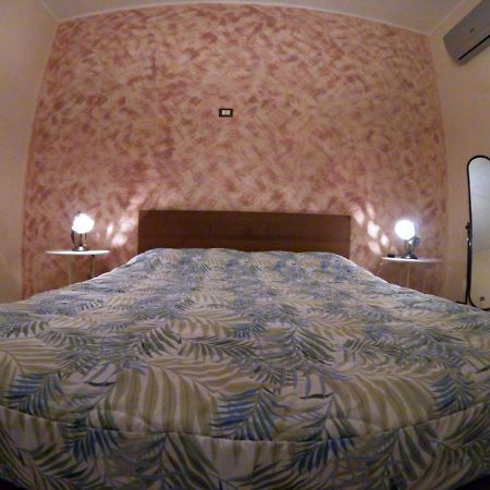 Mamma Loretta' House Hotel เบียงกาวิลลา ภายนอก รูปภาพ