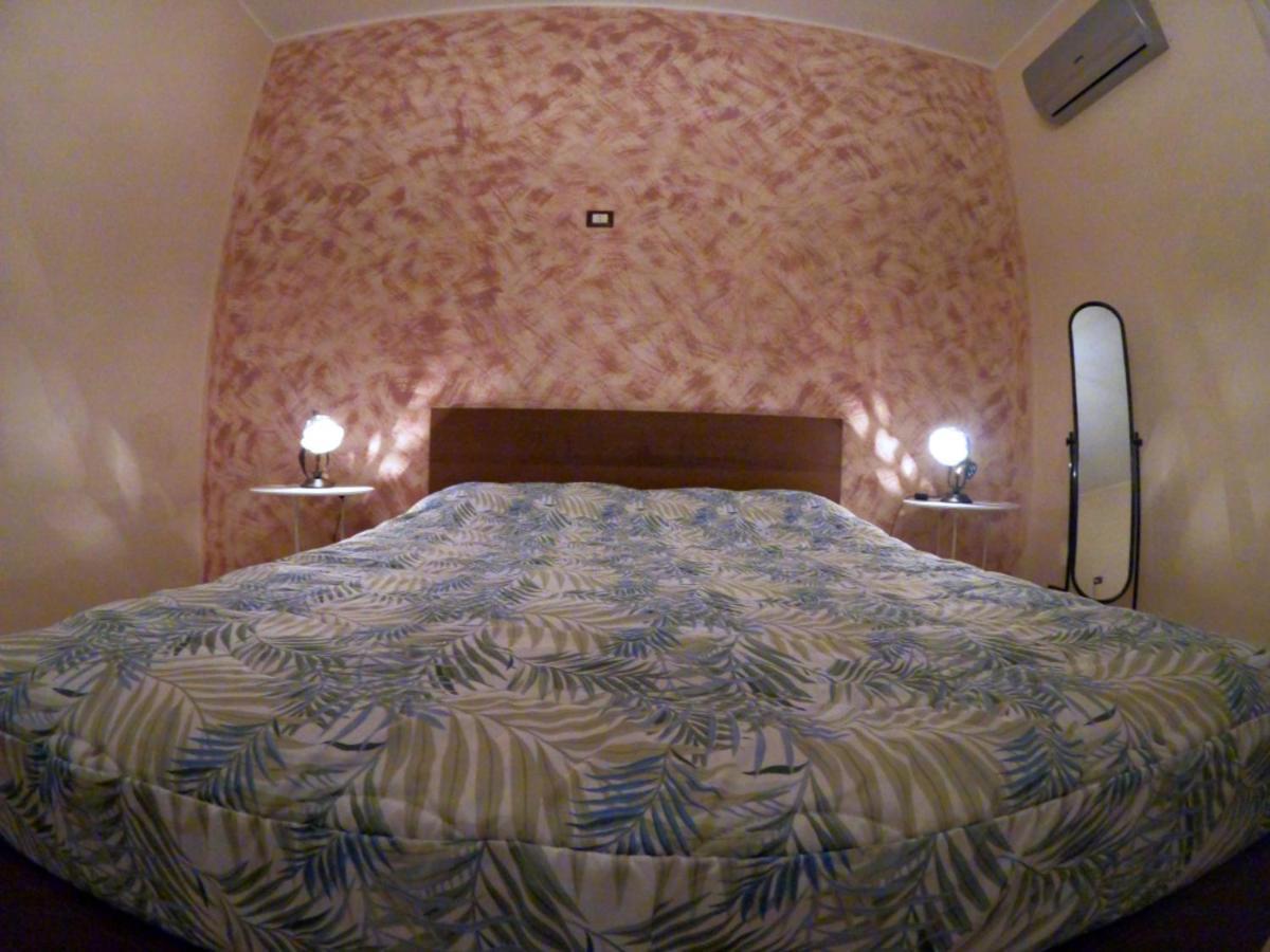 Mamma Loretta' House Hotel เบียงกาวิลลา ภายนอก รูปภาพ